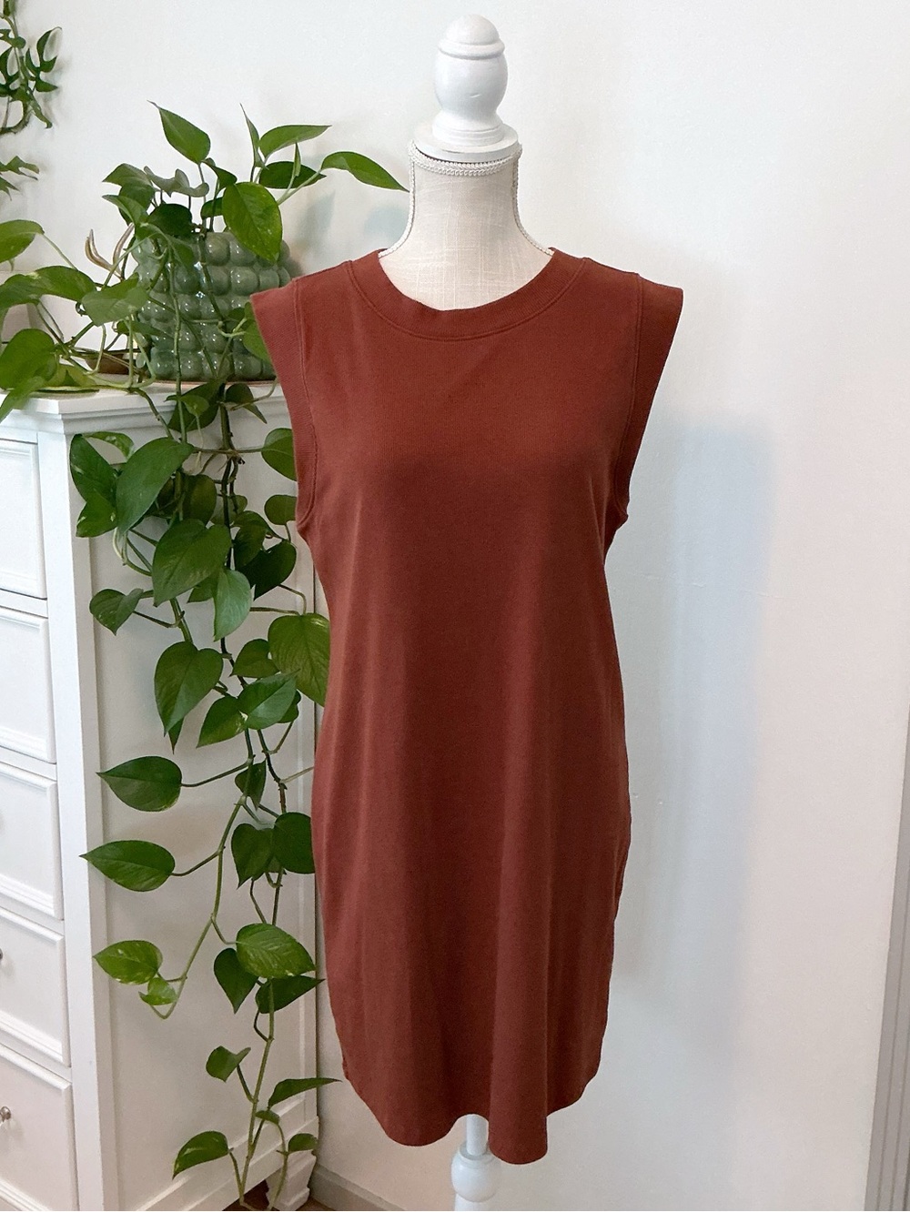 a new day | Women's Muscle Tank Ribbed Mini Knit Dress Rust Brown size Large